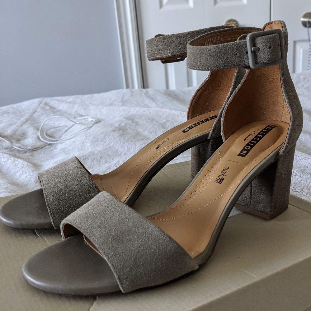 Short heel green/grey